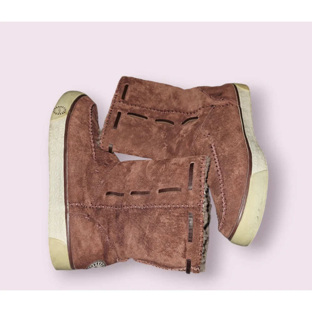UGG Australia Russet Suede Sheepskin Boots Brown Women's Size 8